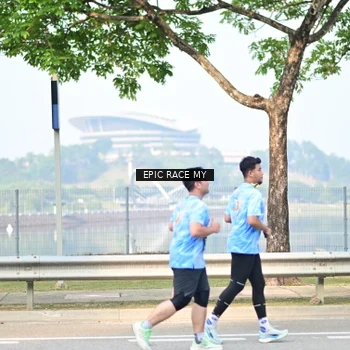 Runner Photo 6290051