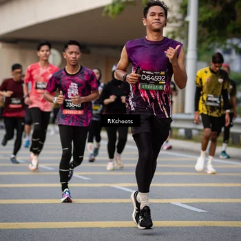 Runner Photo 6290056