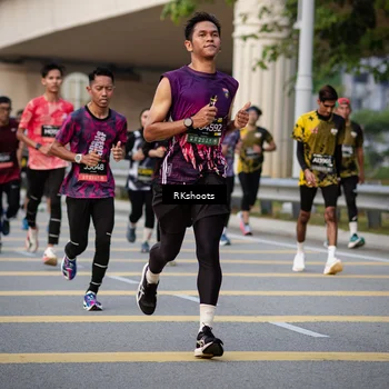Runner Photo 6290059