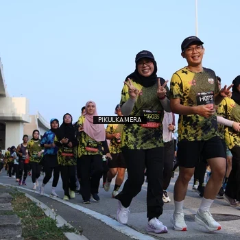 Runner Photo 6290065