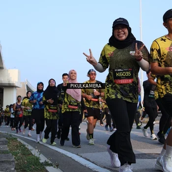 Runner Photo 6290072