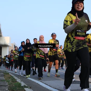 Runner Photo 6290091