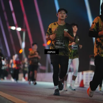 Runner Photo 6290256