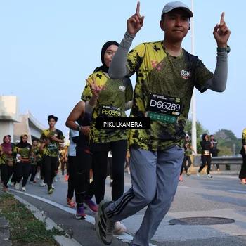 Runner Photo 6290285