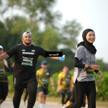 Runner Photo 6290308