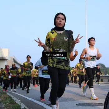Runner Photo 6290318