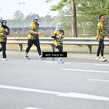 Runner Photo 6290332