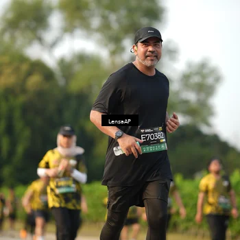 Runner Photo 6290351