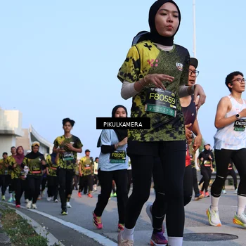 Runner Photo 6290356