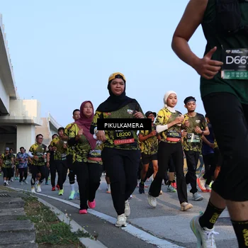 Runner Photo 6290384