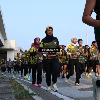 Runner Photo 6290411