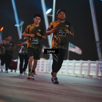 Runner Photo 6290422