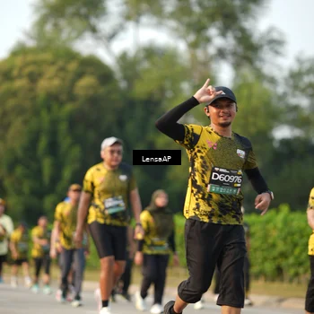 Runner Photo 6290436