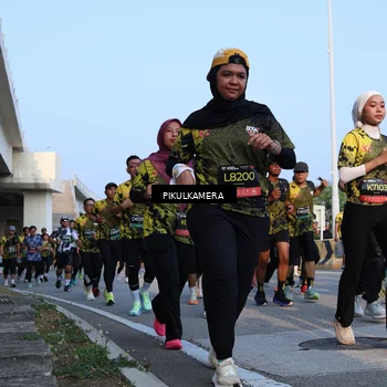 Runner Photo 6290440