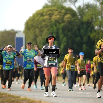 Runner Photo 6290443