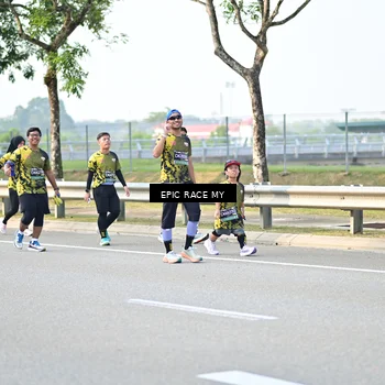 Runner Photo 6290444