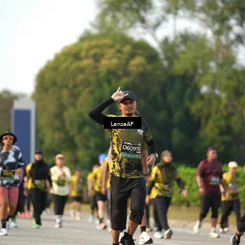 Runner Photo 6290454