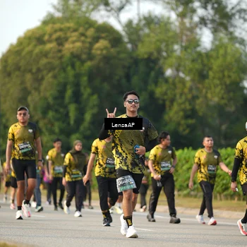 Runner Photo 6290470