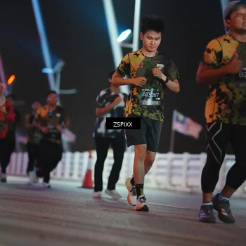 Runner Photo 6290476