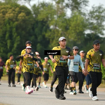 Runner Photo 6290498