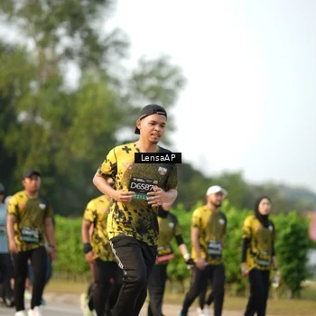 Runner Photo 6290529