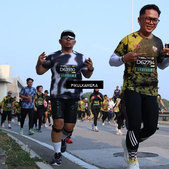 Runner Photo 6290557