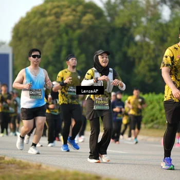 Runner Photo 6290563