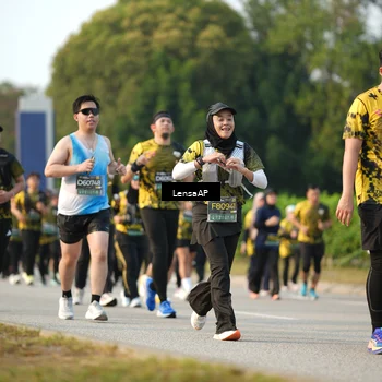 Runner Photo 6290571