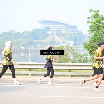 Runner Photo 6290575