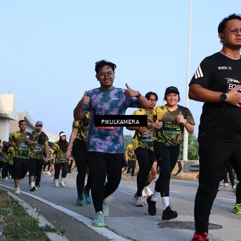 Runner Photo 6290615