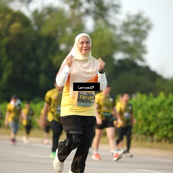 Runner Photo 6290641