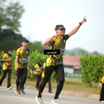 Runner Photo 6290670