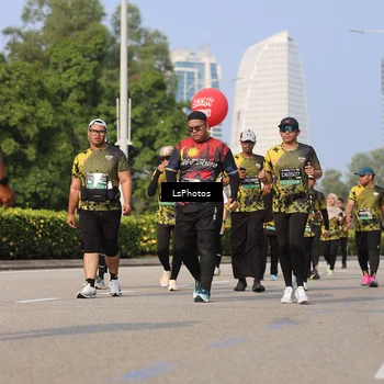 Runner Photo 6290703