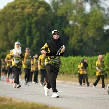 Runner Photo 6290718