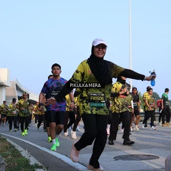 Runner Photo 6290729