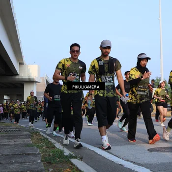 Runner Photo 6290734
