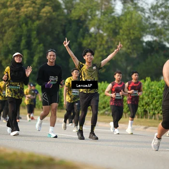 Runner Photo 6290746
