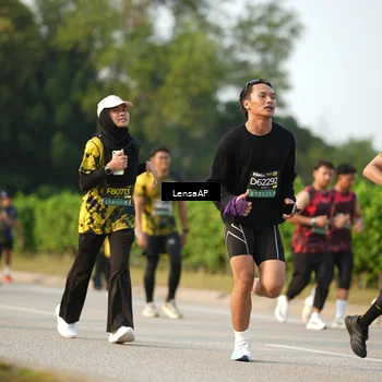 Runner Photo 6290774