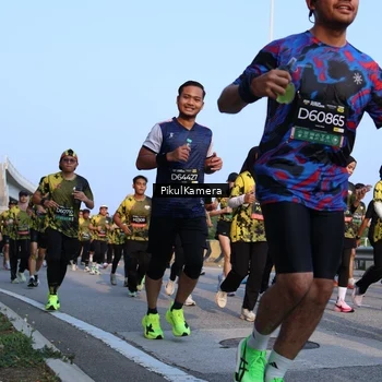 Runner Photo 6290777