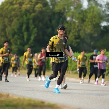 Runner Photo 6290785