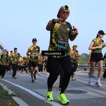 Runner Photo 6290793