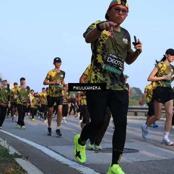 Runner Photo 6290795