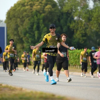 Runner Photo 6290799
