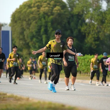 Runner Photo 6290800