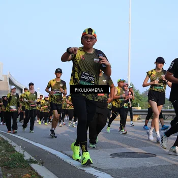 Runner Photo 6290802