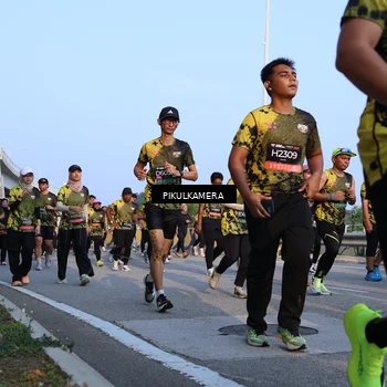 Runner Photo 6290827