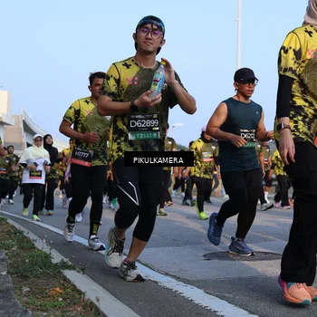 Runner Photo 6290980