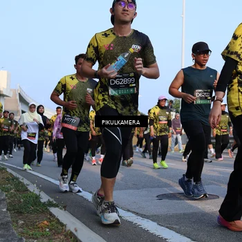 Runner Photo 6290982