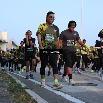 Runner Photo 6291242