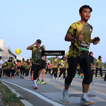 Runner Photo 6291592